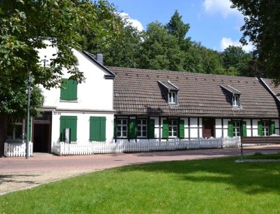 Außenansicht der St. Antony-Hütte im Frühling, © LVR-Industriemuseum