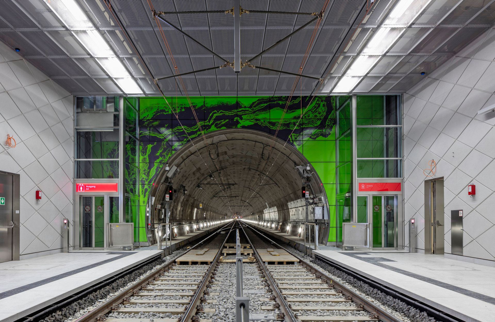 U-Bahnhof Graf-Adolf-Platz, Düsseldorf