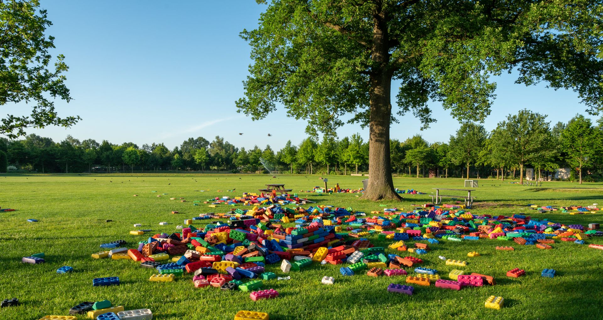 Der Gartenschaupark Rietberg wartet mit vielen Sehenswürdigkeiten auf. Die Lego-Wiese ist ein echter Hingucker