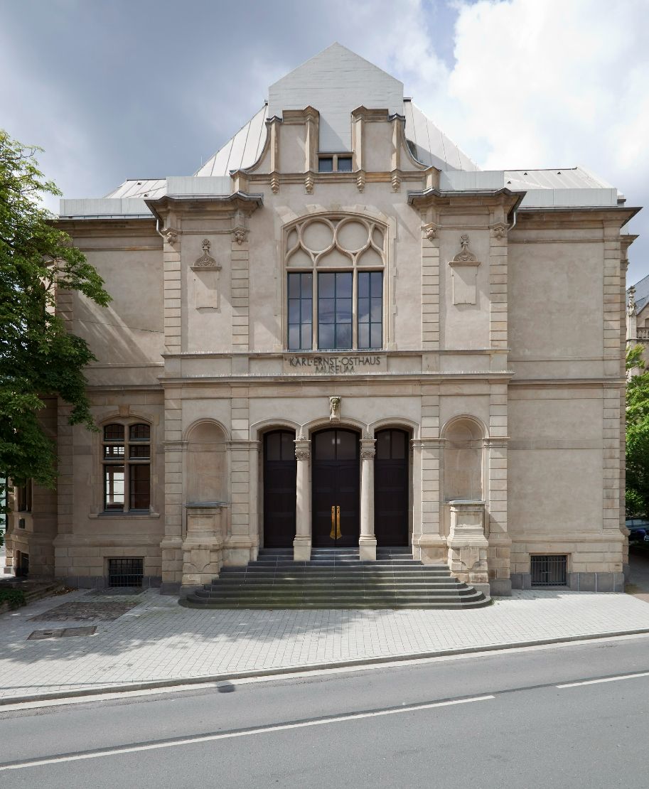 Historisches Portal des Osthaus Museums Hagen