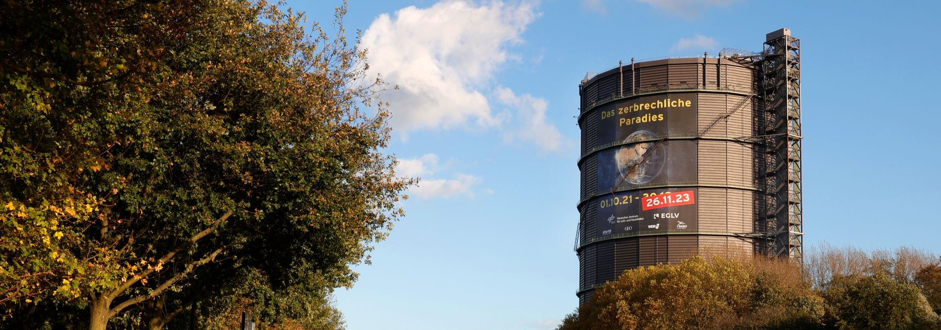 Der Gasometer Oberhausen ist ein monumentaler Zeuge der Schwerindustrie und zugleich ein inspirierender Raum für künstlerische Auseinandersetzung