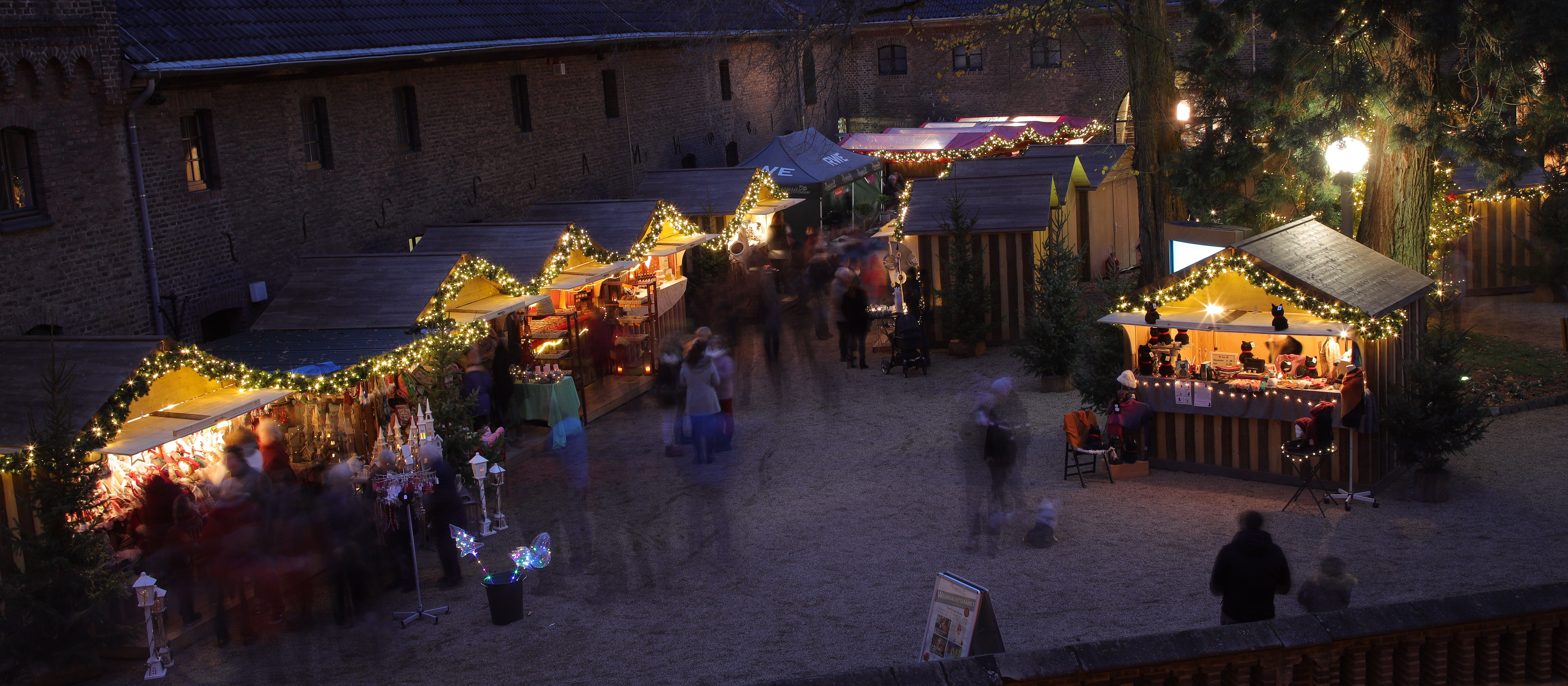 Weihnachtsmarkt auf Schloss Paffendorf