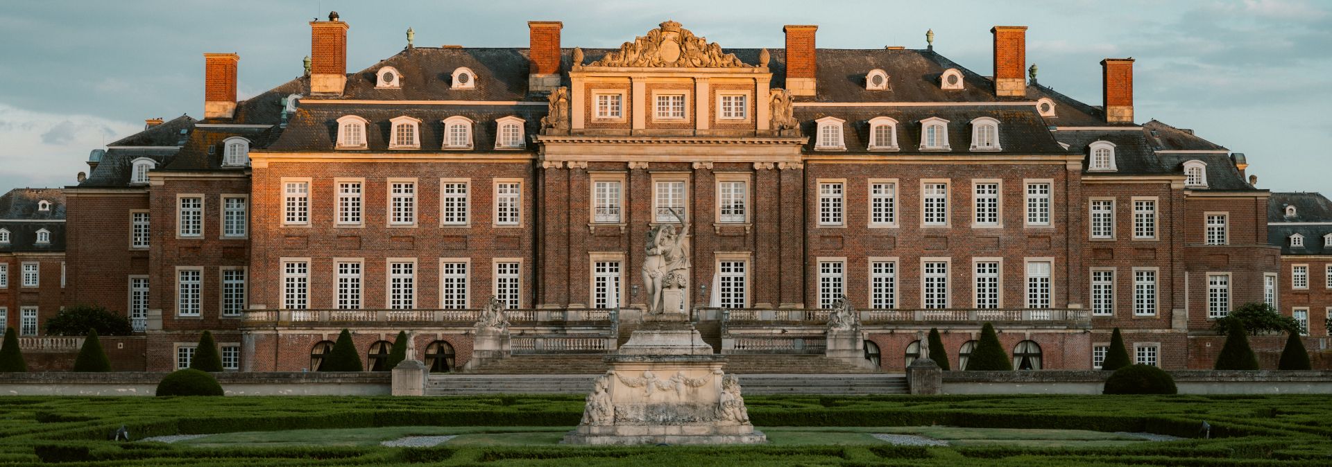 Schloss Nordkirchen und der zugehörige Park wurden von dem westfälischen Barockbaumeister Johann Conrad Schlaun geplant