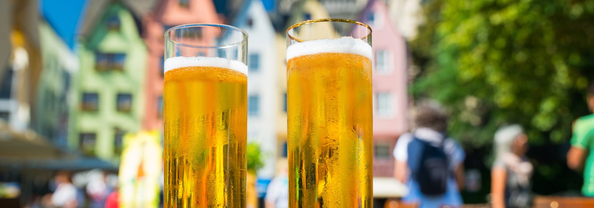 Kostproben von unterschiedlichen Kölsch-Sorten können Teilnehmende der Tour genießen