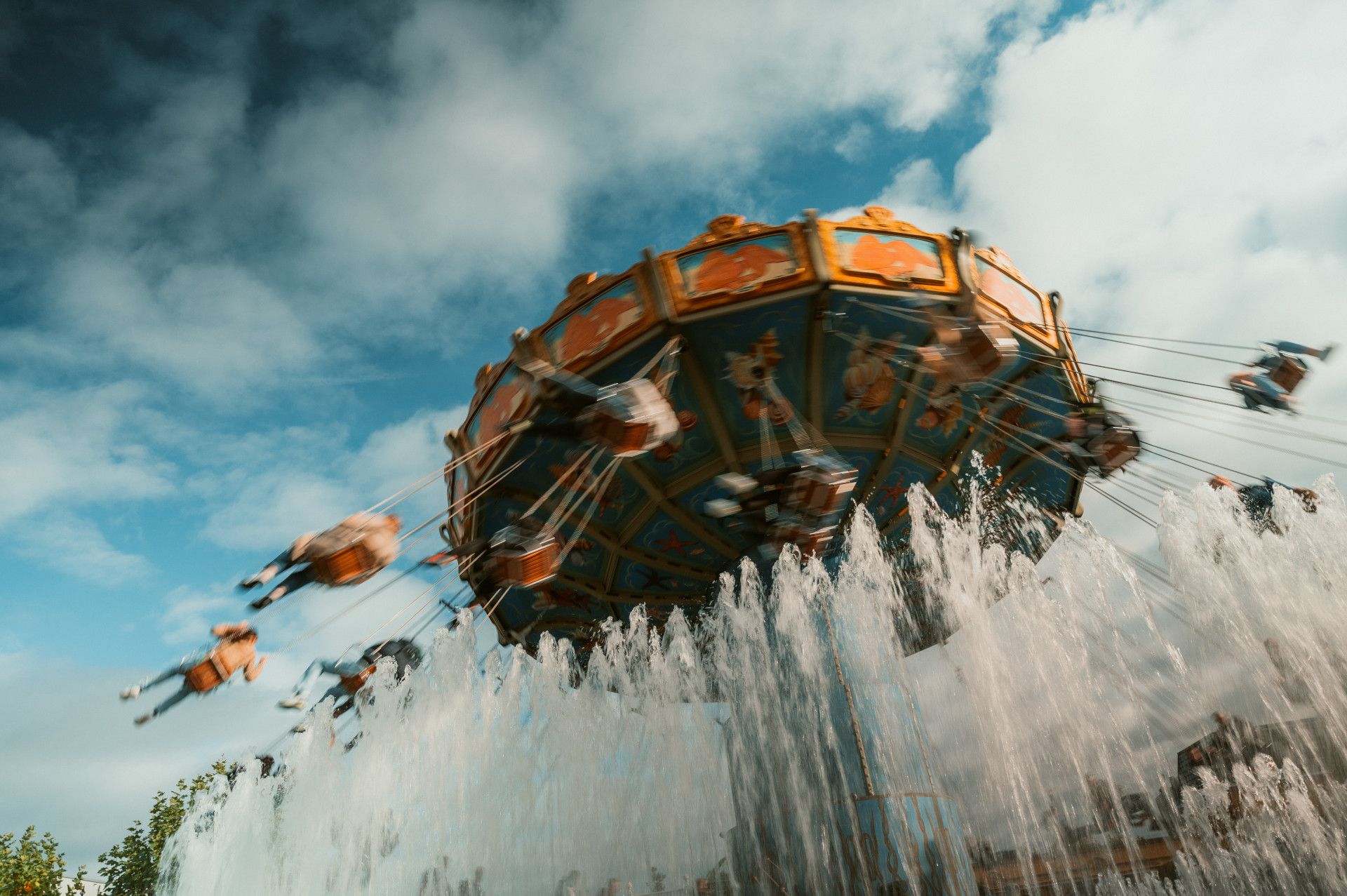 Phantasialand Brühl Kettenkarussel Wellenflug