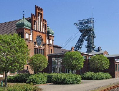 Die Lohnhalle mit dem Fördergerüst auf der Zeche Zollern, © LWL-Industriemuseum, M. Holtappels