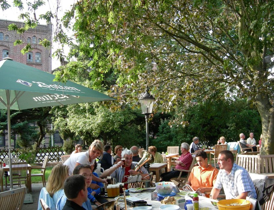 Biergarten der Privatbrauerei Bolten