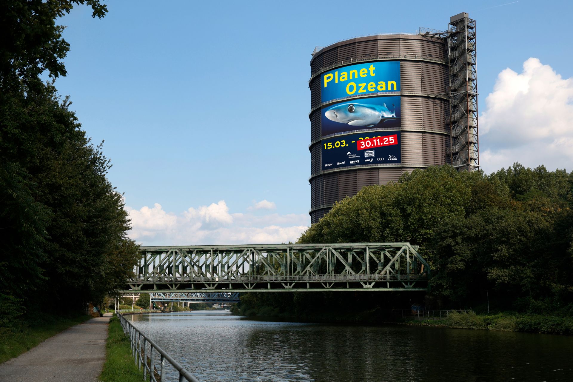 Der Gasometer Oberhausen ist ein monumentaler Zeuge der Schwerindustrie und zugleich ein inspirierender Raum für künstlerische Auseinandersetzung