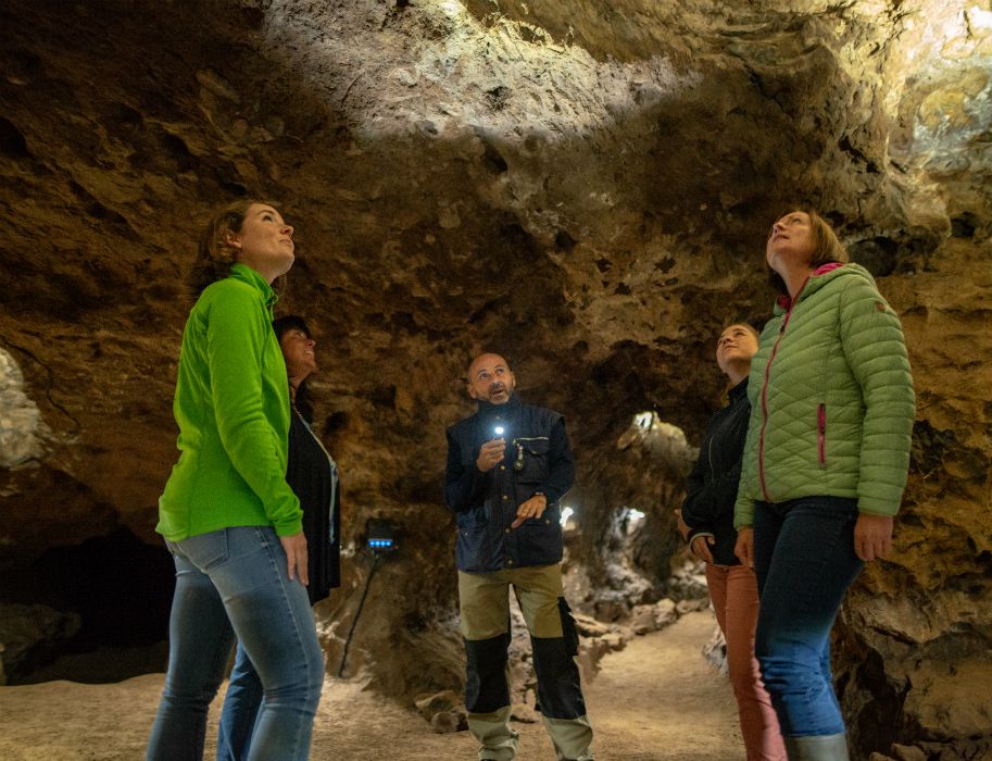 Fossilienreise, Schatzsuche und Erlebnistour-Spezial, die Kluterthöhle lässt sich auf unterschiedlichste Art erleben