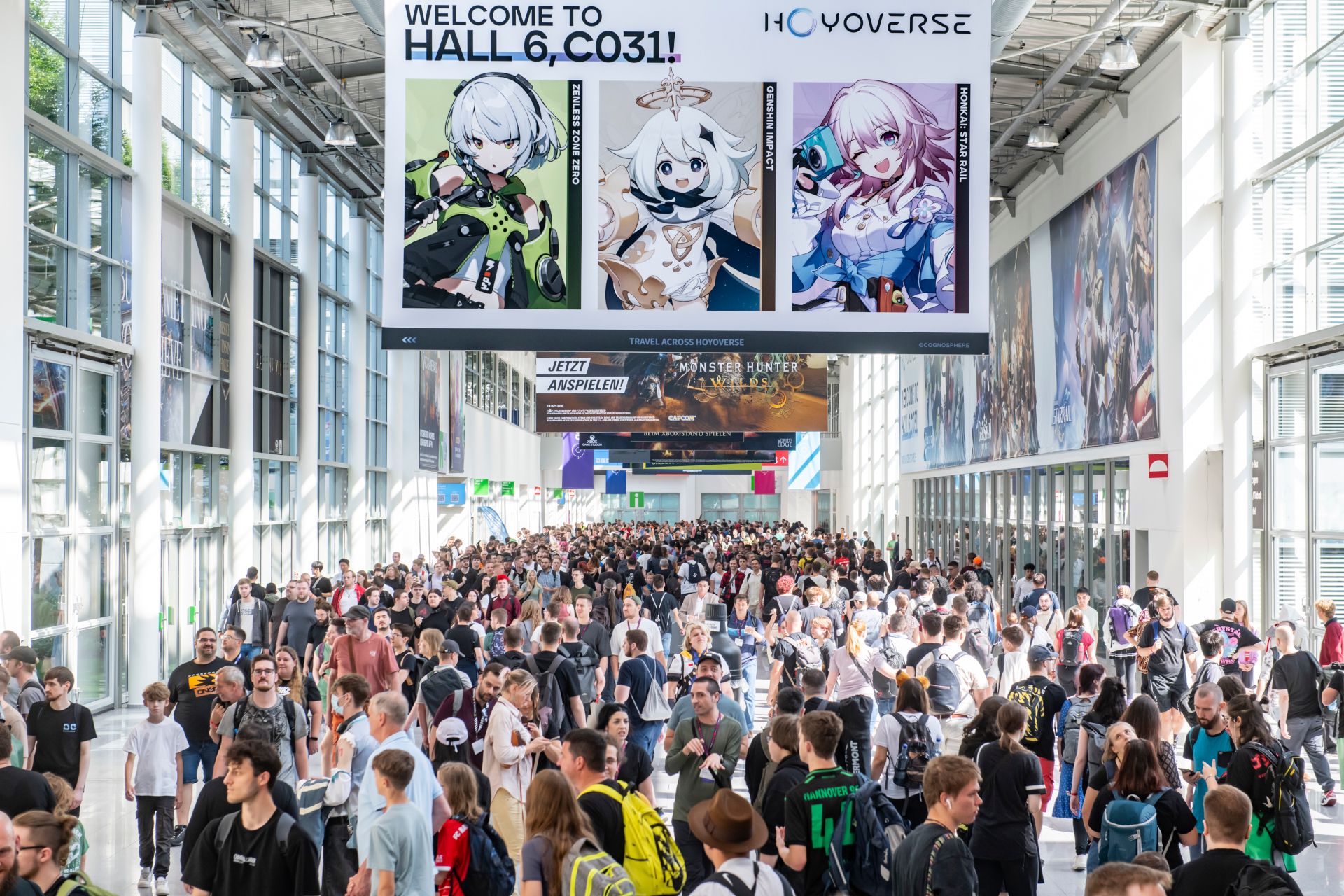 Impression von der Gamescom 2024, Boulevard Nord