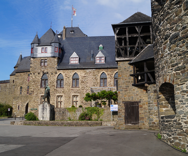Der Innenhof der Schloss Burg in Solingen, © Maren Pussak Das Bergische