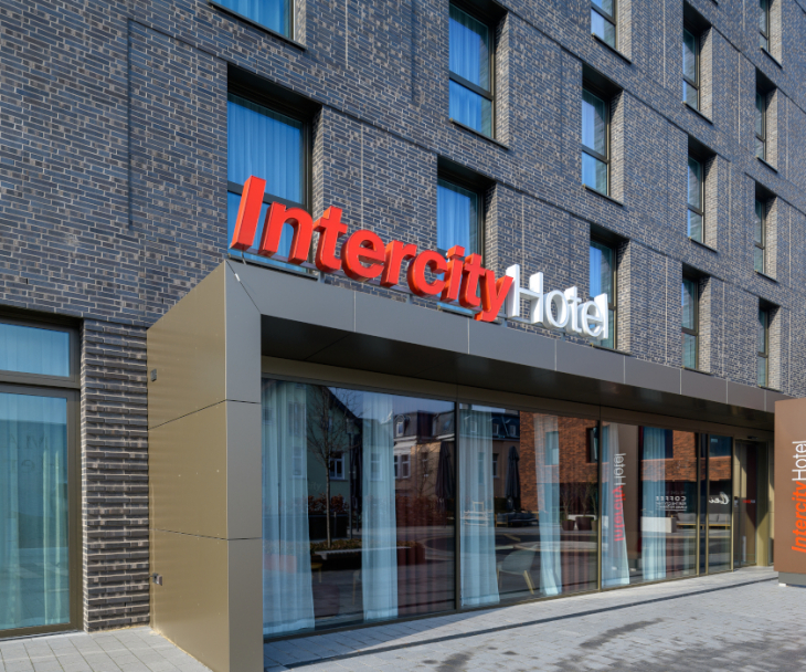 Das IntercityHotel Herford beherbergt 135 komfortable Designzimmer auf 5 Etagen, © Steinberger Hotels GmbH