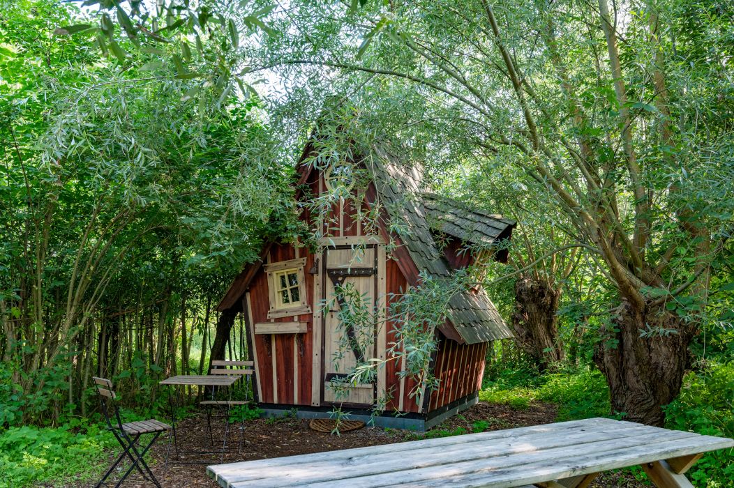 Das Hexenhäuschen ist eine Übernachtungsalternative zu den Camping Pods