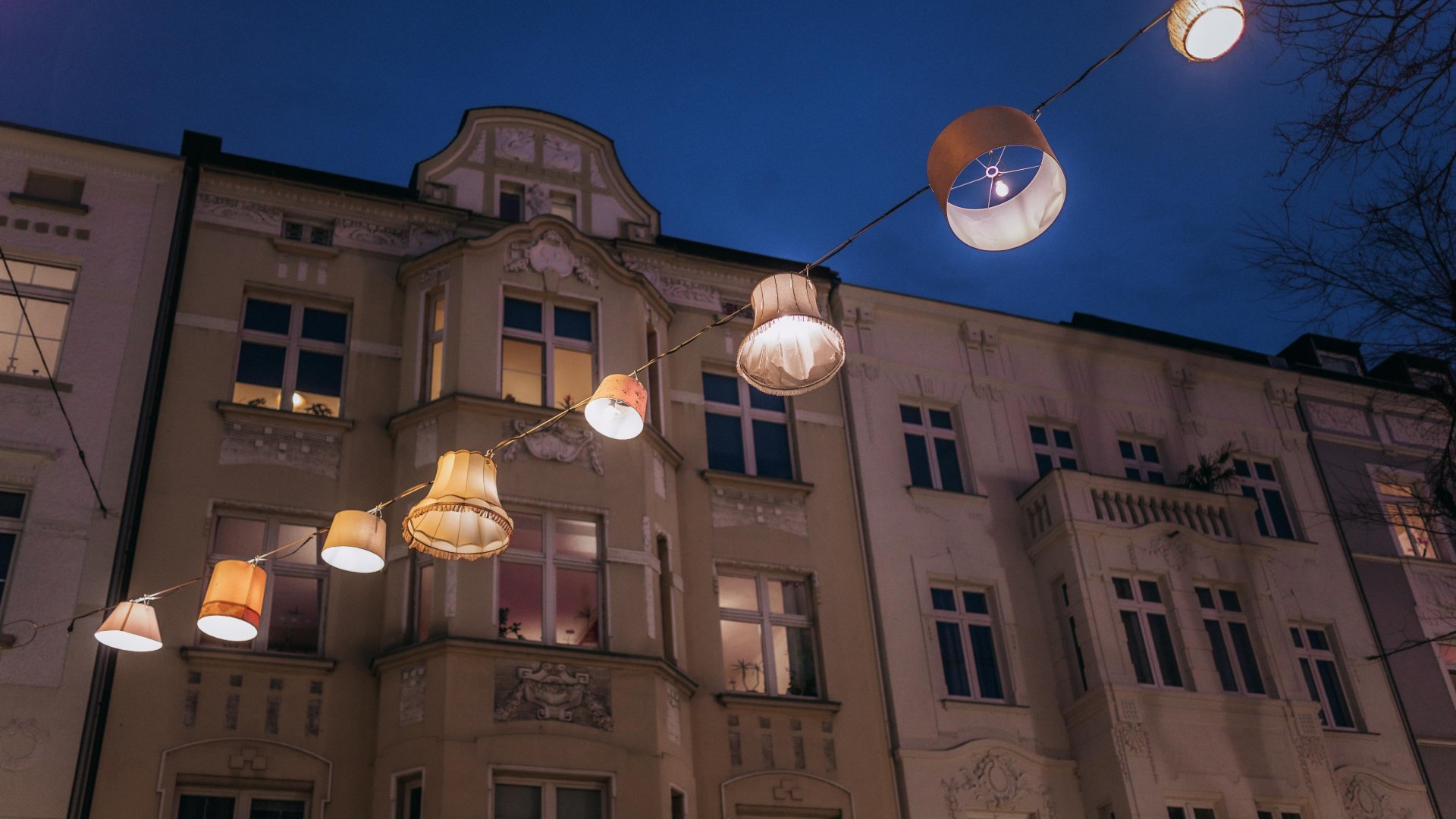 Beleuchtung in der Lorettostraße, Düsseldorf, © Johannes Höhn