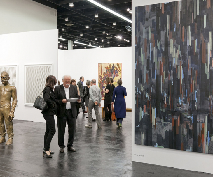 Viele Kunstgalerien präsentieren sich auf der Art Cologne, wie hier die Galerie Eigen + Art aus Berlin, © Koelnmesse GmbH