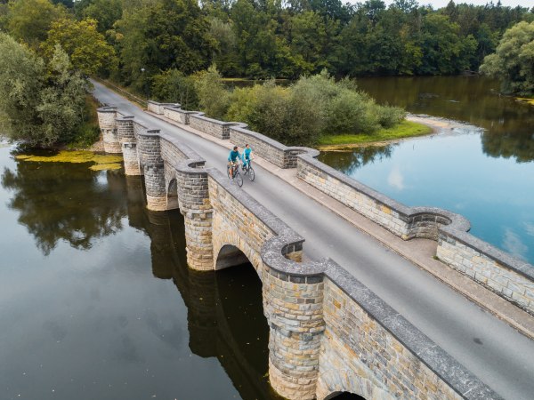 Kanzelbrücke über dem Möhnesee, © Tourismus NRW e.V.