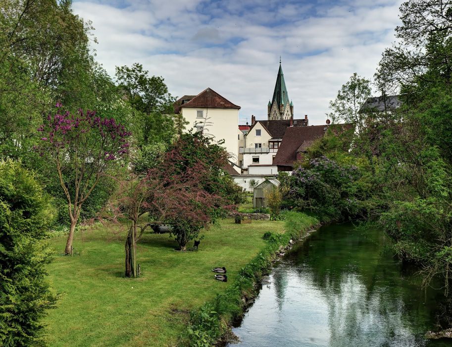 Eine malerische, grüne Stadt: Paderborn, hier der Blick auf die Inselspitzen