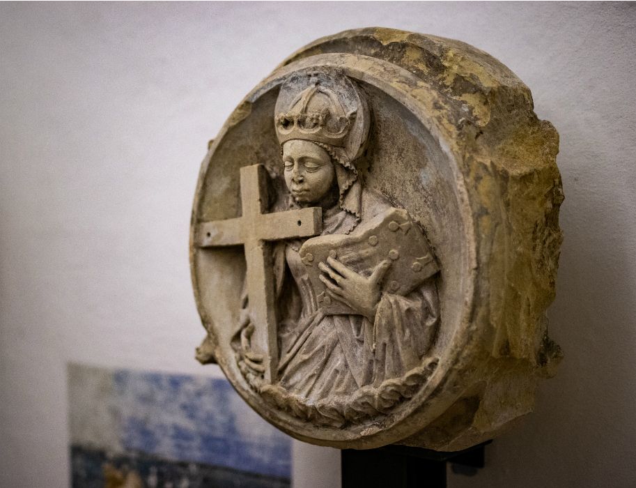 Ein Steinrelief im Museum Kloster Bentlage