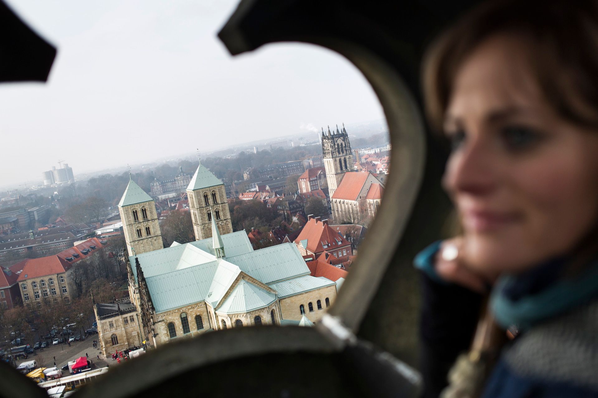 Martje Thalmann mit Blick von St. Lamberti Turm auf Münster