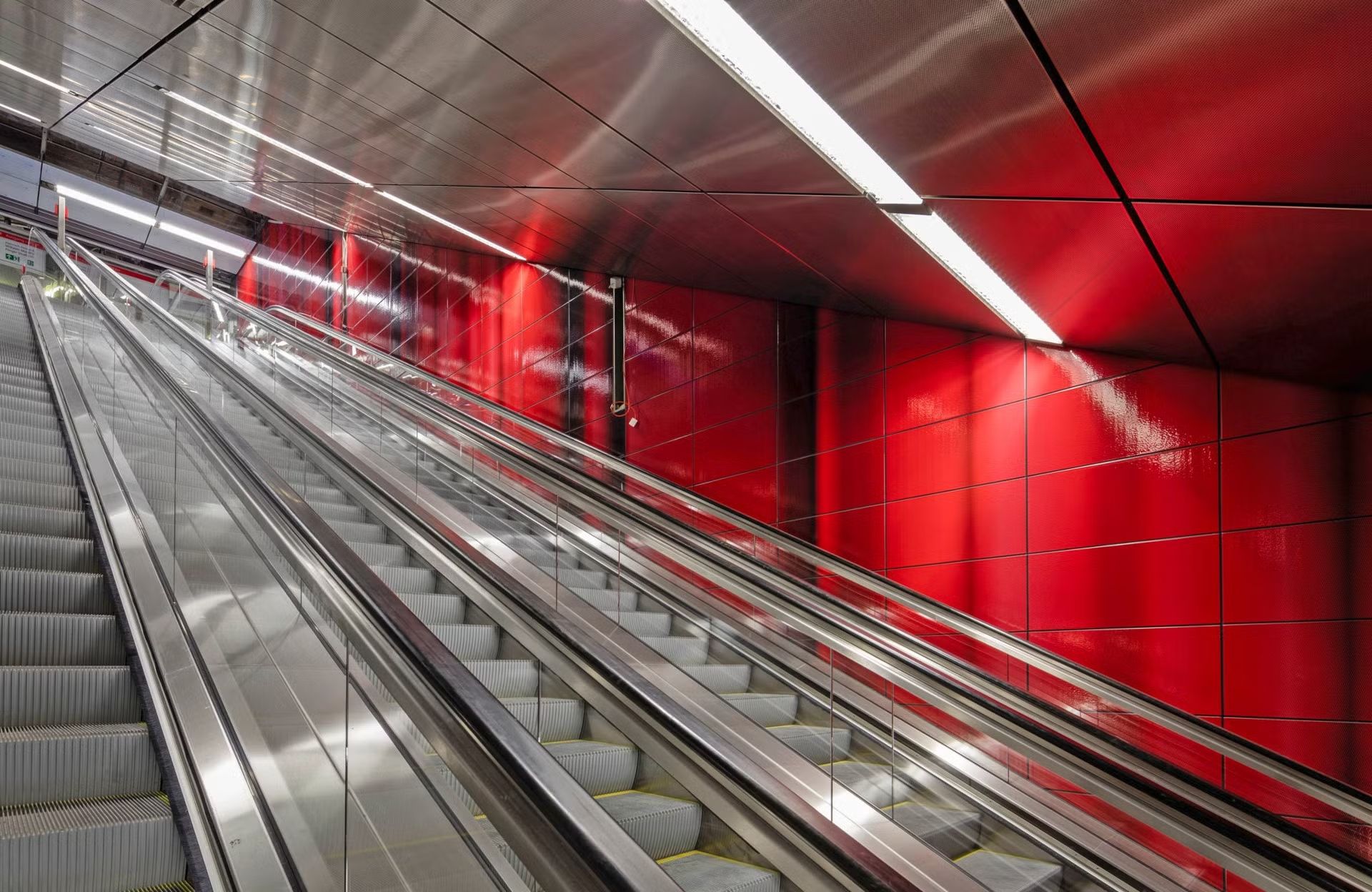 Wehrhahnlinie U-Bahnhof Heinrich-Heine-Allee Düsseldorf